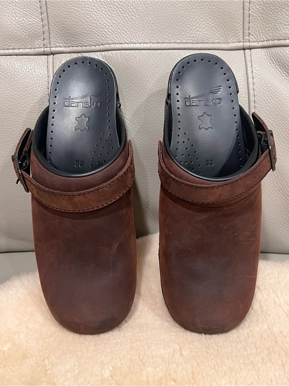 Dansko Ingrid Clog Sz 38 US 8 Oiled Leather Slip On Brown Comfortable Boho - Picture 6 of 17